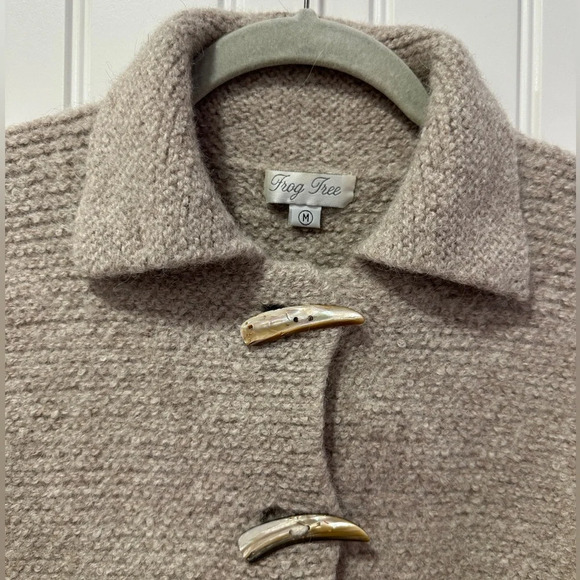 Vintage Frog Tree | 100% Alapaca | Made in Bolivia | Size: M - Picture 2 of 12